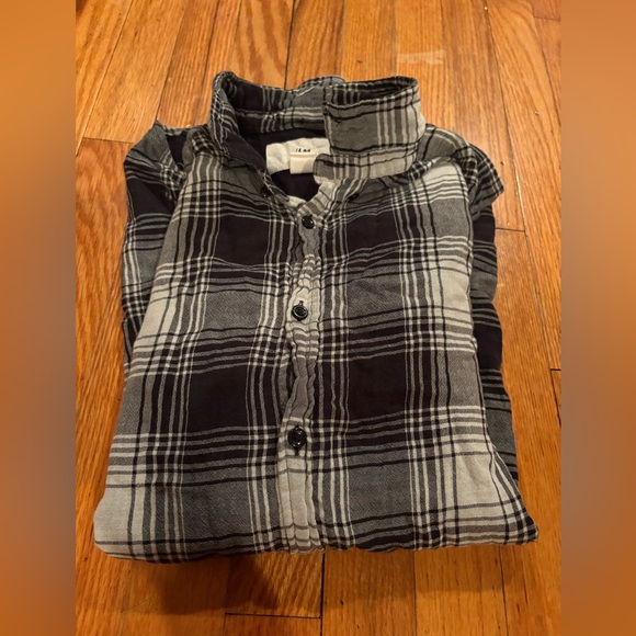 H&M Women’s Black & Gray Plaid Flannel Shirt - Picture 5 of 5